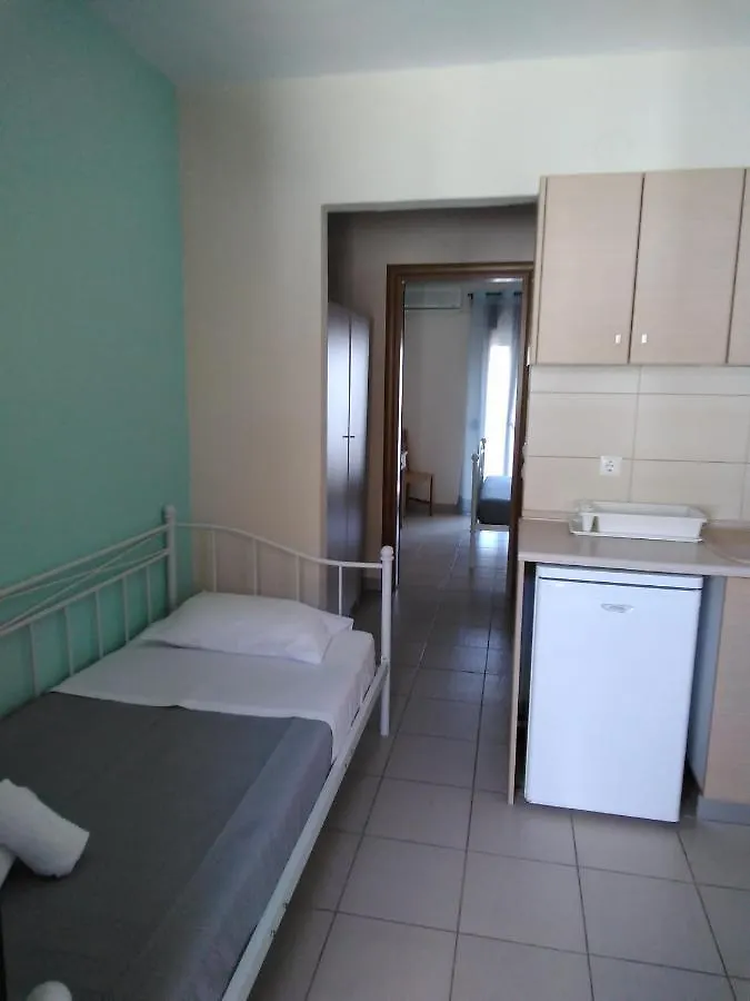 Chrusanthi'S Apartment Nea Skioni
